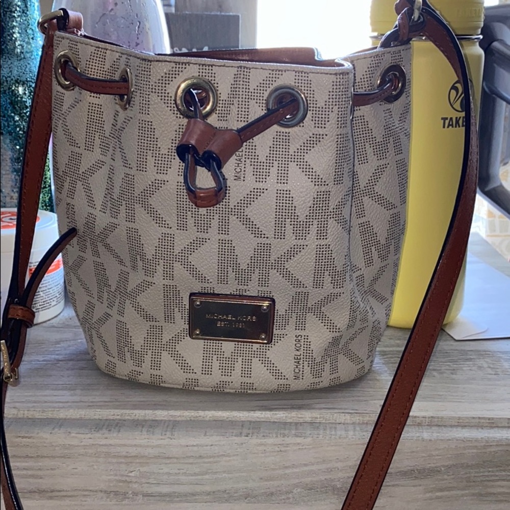 Michael Kors Crossbody